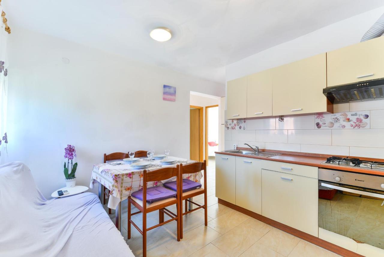 Apartments Citrus 투라니 외부 사진