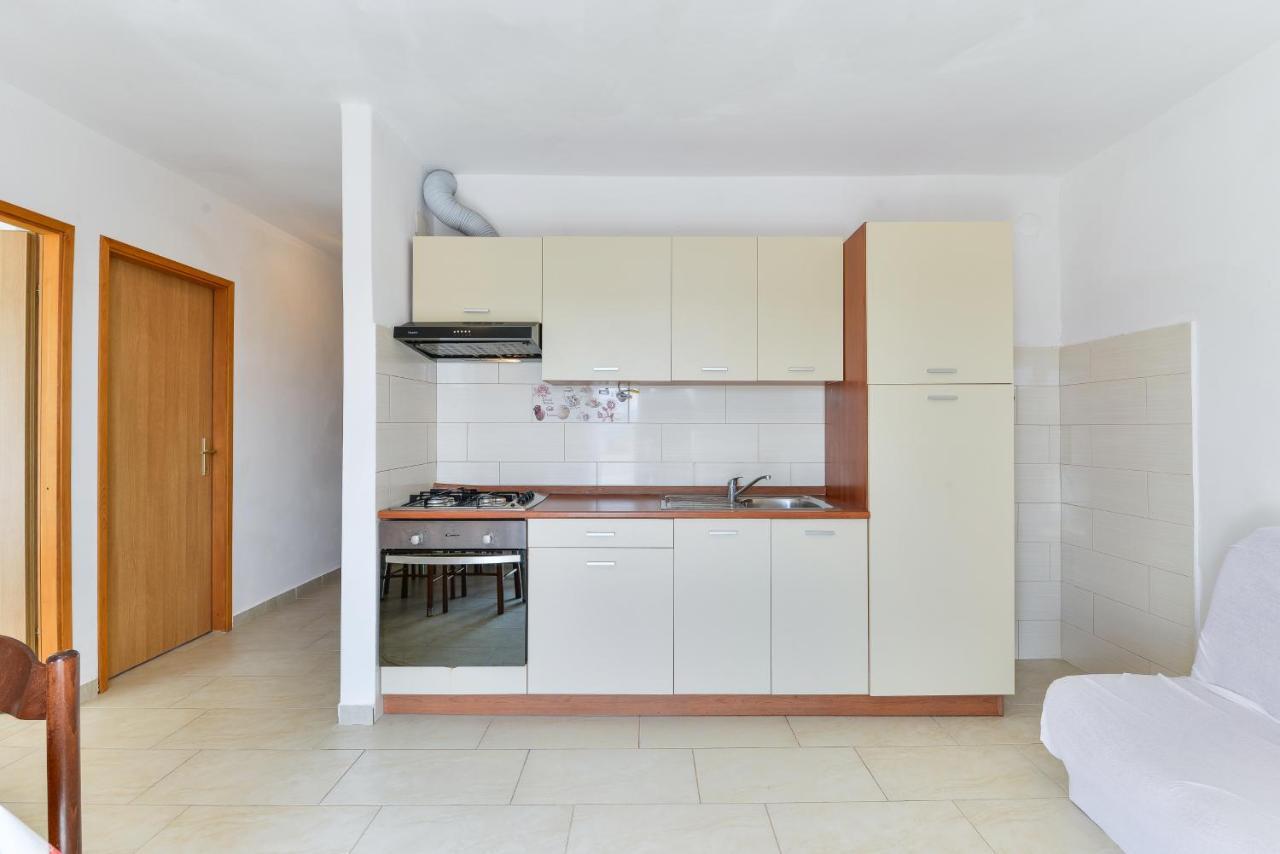 Apartments Citrus 투라니 외부 사진