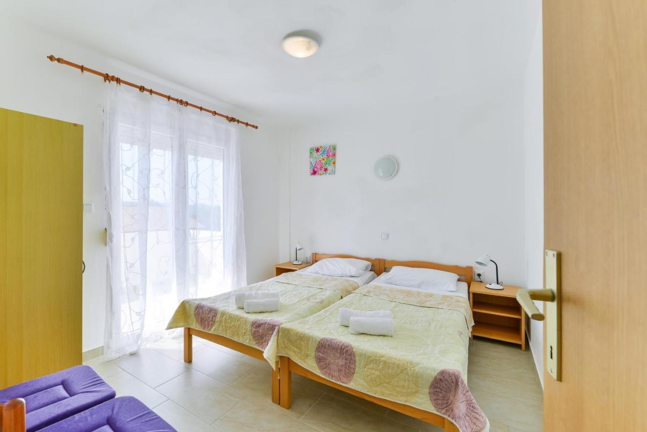 Apartments Citrus 투라니 외부 사진