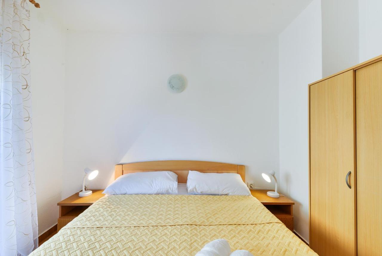 Apartments Citrus 투라니 외부 사진