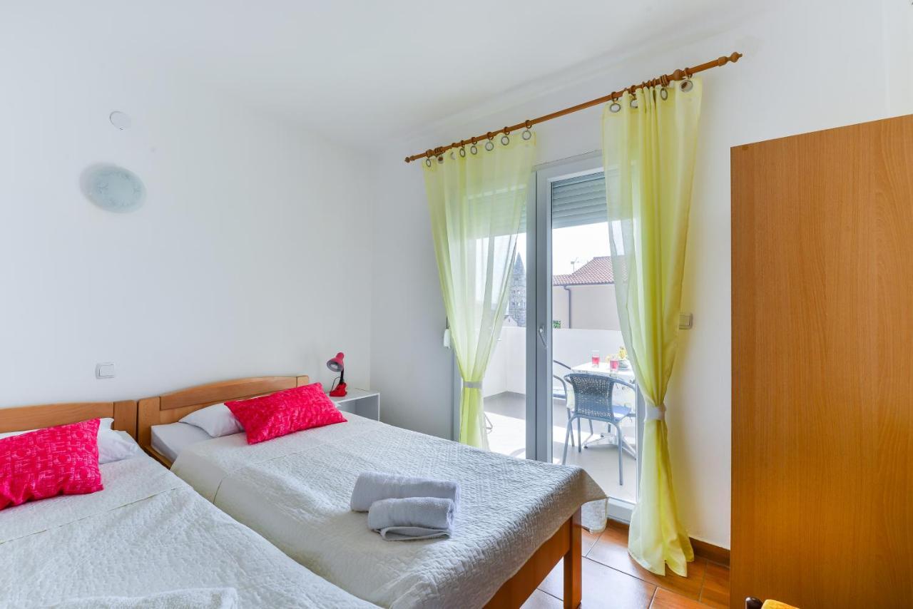 Apartments Citrus 투라니 외부 사진